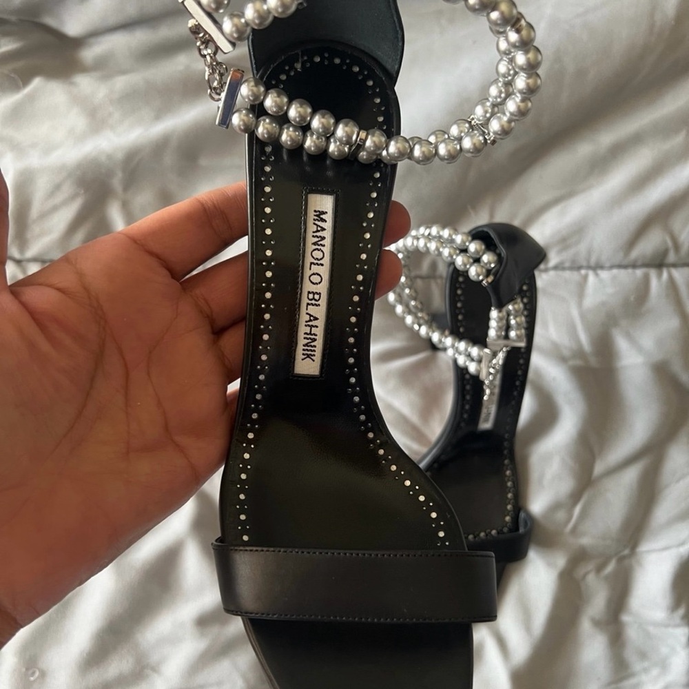 Manolo Blahnik Charona 105 Sandal NWOB - Picture 3 of 8